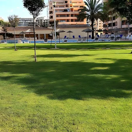 Near Praia Da Rocha With Big Outside Pool Apartment